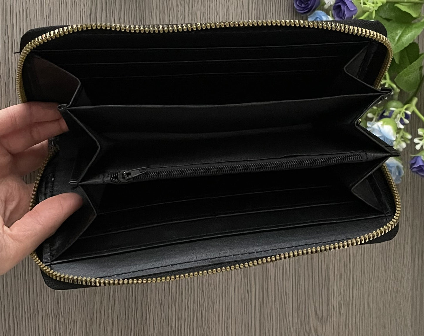 Maple Leaf Long Wallet